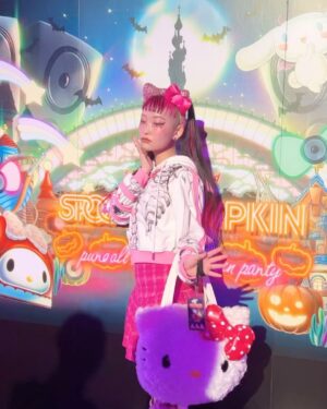 Utaha Instagram - .
Hello ﾐ・◦・ﾐ🎀｡.:*･ﾟ♥
サイコ~~⭐︎ Night ʕ⁎̯͡⁎ʔ༄pinkeye gal 踊り狂った🎶 
Ꮭövє..*❤︎Friend partyｽｷﾞ◡̈⃝︎⁎∗

SPOOKYPUMPKIN 本当に良いイベントでした!!

 

/＼＿_ ヘ／ヽ
/　　　 (＿(⌒厂ヽ
｜　　 　 　￣＼ノ
土 ●　ｏ　● 土
♡＿＿＿＿＿ノ