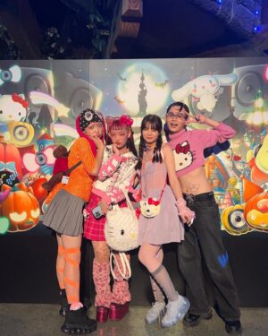 Utaha Instagram - .
Hello ﾐ・◦・ﾐ🎀｡.:*･ﾟ♥
サイコ~~⭐︎ Night ʕ⁎̯͡⁎ʔ༄pinkeye gal 踊り狂った🎶 
Ꮭövє..*❤︎Friend partyｽｷﾞ◡̈⃝︎⁎∗

SPOOKYPUMPKIN 本当に良いイベントでした!!

 

/＼＿_ ヘ／ヽ
/　　　 (＿(⌒厂ヽ
｜　　 　 　￣＼ノ
土 ●　ｏ　● 土
♡＿＿＿＿＿ノ