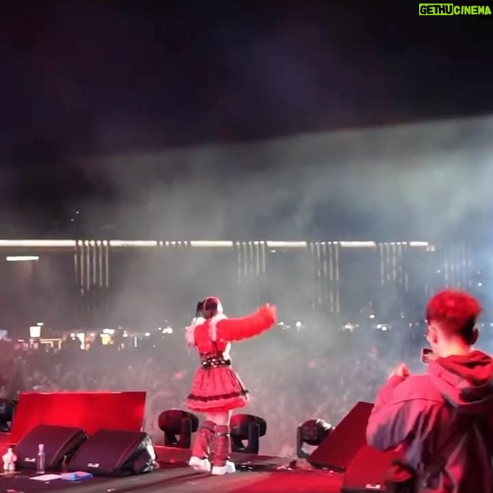 Utaha Instagram - . DREAM FUTURE MUSIC FESTIVAL 2023 in 杭州❤️ 人生初海外フェス、最高のバイブスでした! Kawaii~~˚✧₊⁎❝᷀ົཽ≀ˍ̮ ❝᷀ົཽ⁎⁺˳✧༚ 谢谢!我爱你♡ アジアツアーはじまりました‼️ 2週間半ほど海外!ドキドキ 日本のファンのみなさんのラブリ〜でサイキョ〜なパワ〜を届けてくださいな🫶 photo by 杭州夢想未來音樂節2023 stylist: @misaishibashi_ costume : @pazzo_doll_ @jubilee.jubilee