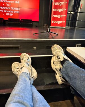 Véronique Cloutier Instagram - Désordre de mars 🤍
