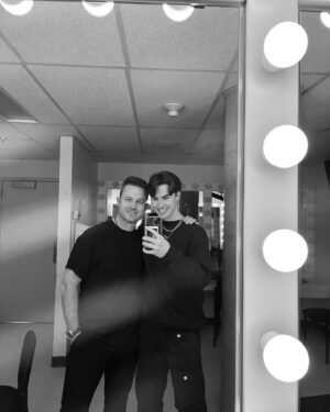 Véronique Cloutier Instagram - Désordre de mars 🤍