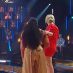 Véronique Cloutier Instagram - En plus d'avoir livré tout un spectacle, nos chanteurs de la génération Z ont fait preuve d'une magnifique camaraderie! Malgré la compétition, ils sont tous complètement fans l'un de l'autre. 🥹💖 ON LES AIME! Et vous? ⎯⎯⎯⎯⎯⎯⎯⎯⎯⎯ 📺 En DIRECT les jeudis 20h sur @icirctele