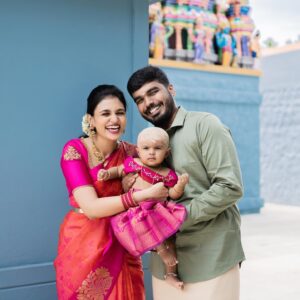 VJ Akshaya Instagram - 💖 @niyanthanmanisekaran @adya_niyanthan 

Pc : @screenastarphotography 
Blouse : @maliboo_bridalwear 
Makeup & styling : self ❤️

#vjakshaya #adya #tonsure #earpiercing #ninemonths #babygirl #photoshoot #babyphotography