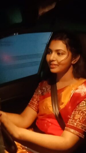 VJ Mounika Instagram - Rombha pudicha oru vishayam night driving 🚘 Ofter shoot #nightdriving 🎶🍀 #favourite #nightshooting