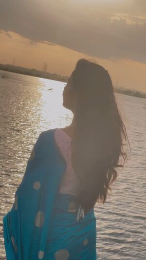 VJ Mounika Instagram - 🌸 #trending