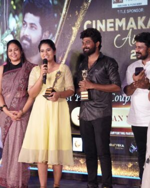 VJ Deepika Lakshmanapandi Instagram - Together we received our first award 🥹☺️
We are delighted to receive the "Cinemakaaran Award"

Finally we got recognised for our recreation reels 🤩🥰🥰🥰

Many thanks to those who support and encourage us to do this kind of recreation videos😍😊💕

Thanks nanba @saravanavickram for being with me 💕

#vjdeepika