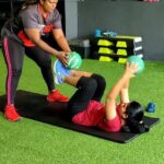 VJ Deepika Lakshmanapandi Instagram - Nothing is easy but everything is possible 💕 Thank you @lifter_ashwini You are my strength 💪 @personaltrainingfitt60 @fortitude_fitness_studio #vjdeepika #workout