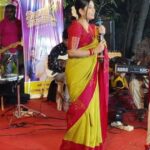 VJ Deepika Lakshmanapandi Instagram - Thangamunu Ooru unna mela thooki vaikkum Dindugulu pootu rendu maati pooti Vaikkum…. Uttu vaadi rasaathi Unna neeyae kaapathi 🦋🦋🦋 #vjdeepika #supersinger #mahasivarathri #marketing #event #anchor #vijaytv #vijaytelevison