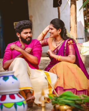 VJ Deepika Lakshmanapandi Instagram - Happy Pongal 💕

Makeover  @moon_li8_makeoverartistry
Videography @colorgram.photography
Costume @be_unique_boutique_
Jewellery @adyarfathimacollections

#pongalcelebration #pongalshoot #pongal #traditionalwear #photoshoot #village #villagepongal #villagelife