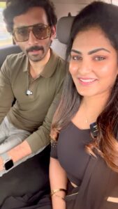 VJ Ezhilarasi Instagram - Was very happy to interview u & congrats for the jailer block buster hit🥳 Best wishes for the upcoming projects too🥳 And thanks for the sweet gesture @iamvasanthravi 💯Nandri Vanakkam 🙏✨
