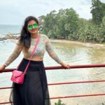 VJ Ezhilarasi Instagram - Blur pictures sometimes hold very good memories and this is one among them🫶🏻 #throwback trip to one of my most fav and beautiful place #andaman 😍 , Adhuvum last min plan are , best as always✨
