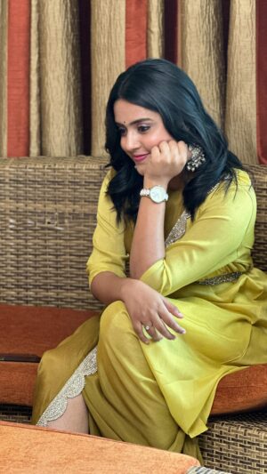 VJ Kalyani Instagram - Transition Incoming ⬆️
...
Wearing: @shanus_boutique 
Muah: @bhavishyaa_makeover
