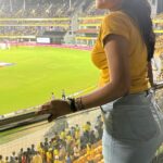 VJ Kalyani Instagram - Basically we are not foodies, Pasi thanga mudiyatha fellows🤤🥲 ... #ipl #csk #roar #foodstagram #food #vjkalyani🎤