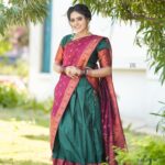 VJ Kalyani Instagram - தீரா சந்தோஷத்திற்கும் தித்திக்கும் வாழ்க்கைக்கும் இனிய தமிழ்ப் புத்தாண்டு வாழ்த்துகள்! For Ananda Vikatan Nambikkai Viruthugal :) ... 👗: @stylewithyas (Amazing work, thankyou darling sister) Mua: @kalaiartistry pretty work ka💛 Hairdo: @deepa_signature_hairstyles 💛 📸: @eyeclickzstudio 💛 #tamilnewyear #blessings #wishes #grateful #vjkalyani🎤