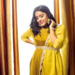 VJ Kalyani Instagram - Too many Desi Vibes :) ... Wearing: @shanus_boutique Makeup & hair: @bhavishyaa_makeover 📸: @bhavishyaa_makeover