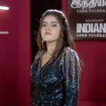 VJ Kalyani Instagram – Glad hosting the Red carpet of Indian-2  for @lycaproductions :)
…
Wearing: @lithas_rentals 
Muah: @binduinstyl_ 

#Indian2 🇮🇳 @ikamalhaasan @shanmughamshankar @anirudhofficial  @lycaproductions @redgiantmovies_ 

#host #indian2audiolaunch
 #grateful #lycaproductions #indian2 #vjkalyani🎤
