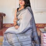 VJ Kalyani Instagram - Needhe needhe...🤍 Half white and black kanchi silk cotton saree from @panjavarnamsilkstore 💛 📸: @gett_o_ Hairdo: @rekhamakeups #whiteblack #saree #tradition #panjavarnam #vjkalyani🎤