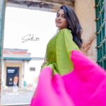 VJ Kalyani Instagram - Nothing more comfortable than a casual saree on a happy day 💛 ... 📸: @sk_wedding__photography #saree #happyattire #sareefashion #sareelove #vjkalyani🎤