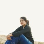 VJ Kalyani Instagram - Too many shades of me by the sea... ... 📸: @low.shutters_ #beach #bythesea #peace #happy #vjkalyani🎤
