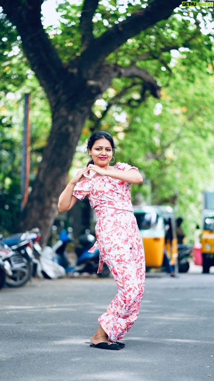 VJ Tara - 3.1K Likes - Vibing the trend🎉💯
.
.
Vc: @wildlife_moses
Outfit: @coolclub_chennai
#maaveeran #adithishankar #vanarapettai