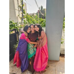 VJ Tara Instagram - Yet another celebration with fam❤️🤗
.
.
#diwali2023 #celebration #happydays #positivevibes #family familylove
