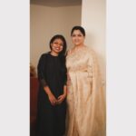 VJ Tara Instagram - With our evergreen @khushsundar mam✨ had an amazing conversation with her on galatta’s pod cast show 😁❤️ . . Did you all get to see it ?