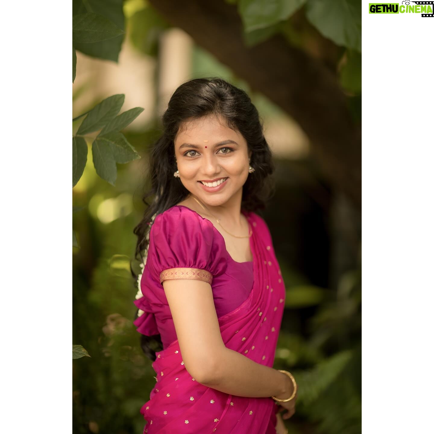 VJ Tara - 1.9K Likes - Just a throwback ✨
.
.
#poser #positivity #happyme #vjtara #eventlifw