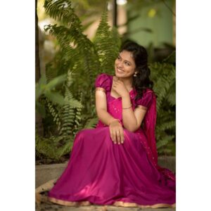 VJ Tara Instagram - Nature never goes out of style😃🤍
.
.
.
Costumes - @ivalinmabia 
Styling @priyaregan.mb
Photographer - @camerasenthil
Makeup - @gayu_mua
Organized by @rrajeshananda 
.
.
Grab this beautiful half saree today only at @ivalinmabia
.
#ivalinmabia #saree #sareelove #blouse #sareefashion #sareeblouse #fashionable # tradition #elegance #style #beauty #mabiaboutique #mabia