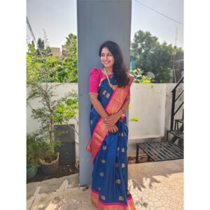 VJ Tara Instagram - Happy diwali 🪔🎆
.
.
Saree: @srijeyamsarees 
Blouse: @_barnali_fashion_ 
Jewel: @aarvee.chennai 
#saree #ethinicwear #traditionalwear #ootd #diwali