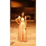VJ Tara Instagram - Picture perfect randomness ✨ . . Pc: @divin_dop Outfit: @nach.fashionstoreindia Mua: @smokey_makeupbar_