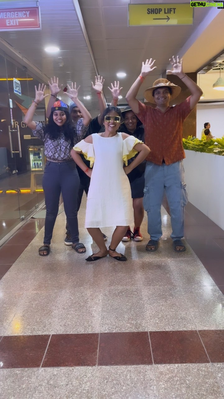 VJ Tara - 2.2K Likes - Ft. The lusu cutiess of our family😂🤫
.
.
.
.
.
.
#trending #trendingreels #reelitfeelit #taalsetaalmila #varmaplaylist #jailer #jailermovie #thalaivar #tamil #tamilmemes #tamilsong #tamilmovie #tamilcomedy