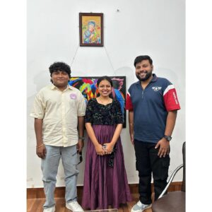 VJ Tara Instagram - Had a blast meeting our @sudhakar__actor and @gopi_aravindh ✨🤩
.
Outfit: @priyam_kurtis 
 #interviewparithabangal #paridhabangal #gosu