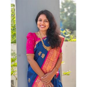 VJ Tara Instagram - Happy diwali 🪔🎆
.
.
Saree: @srijeyamsarees 
Blouse: @_barnali_fashion_ 
Jewel: @aarvee.chennai 
#saree #ethinicwear #traditionalwear #ootd #diwali