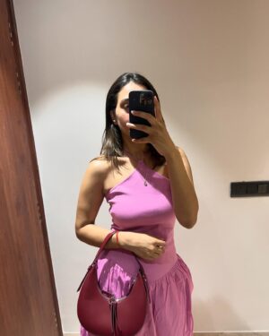 Vaani Sood Instagram - #softgirl 🌸 // Sunlo kya bole saanso ki hulchul 💗 #dump