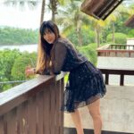 Vaibhavi Joshi Instagram - Spending time alone in your own company reinforces your self-worth and is often the number-one way to replenish your resilience reserves.-Sam Owen😇 #selfworth #selflove #selfcare #love #loveyourself #mentalhealth #motivation #positivevibes #healing #selfesteem #positivity #inspiration #mindset #confidence #happiness #selfawareness #life #quotes #mindfulness #growth #gratitude #mentalhealthawareness #self #selfrespect #wellness #instagood #empowerment #motivationalquotes #weekend #friday