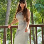 Vaibhavi Joshi Instagram - Don’t just wear the crown, be the crown 👑 #naturelover #queen #posing #lover #compassion #beuty #camera #combo #motivation #selfcare #selflove #bollywood #tollywood #vaibhavijoshi #picoftheday #instagood #instamood