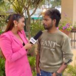 Vaibhavi Joshi Instagram - Sunday 🥹❤️🎤 #reel #reelinstagram #reelindia #hosting #interview #love #my #job #passion #bollywood #sunday #motivation #weekend #weekendvibes #latepost #happy #moment #actress #lover #vaibhavijoshi #reelkarofeelkaro #reelinstagram #instagood #instareels #trend #mood #goodvibes #explore #more #sundaymotivation #fitness @hairfyvivek