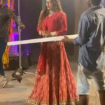 Vaibhavi Joshi Instagram - BTS ❤️💫 #bts #behindthechair #shoot #camera #lights #action #movie #expression #weekend #saturday #weekendvibes #reels #reelsindia #vaibhavijoshi #actress #exploremore #connect #reelsinstagram #reeltrending #trendingsongs #goodevening #positivevibes #mood