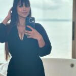 Vaibhavi Joshi Instagram - The mirror reflects my light 💋 #selfie #mirrorselfie #selflove #black #love #passion #sunday #instagram #instagood #instafashion #instamood #sundayvibes #goa #naturalbeauty #lover #goodevening #mood #explore #more 🌹