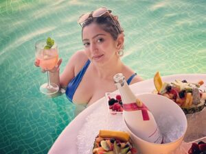 Vaibhavi Joshi Instagram - Dubai 🦋 #holiday #dubai #dubai🇦🇪 #dubailife #auraskypool #pool #water #bikini #vaibhavijoshi #shoot #love #instagood #dubaifashion #actress #goodmorning #saturday #weekend #fruits #wine #throwback #sunset #vaibhavijoshi