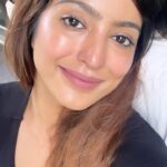 Vaibhavi Joshi Instagram - Smile, it’s Sunday 😁 #sunday #reel #smile #love #passion #reelsinstagram #reelindia #natural #beauty #reelvideo #reeloftheday #weekend #instareels #instagood #goodvibes #goodmorning #instadaily #cute #memories #vaibhavijoshi #motivacion #confidence #passionate #actress #instafashion