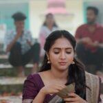 Vaishali Raj Instagram - Real me 🤷🏻‍♀️😁😁 Sometimes we all need accept it😂 . . . . #temple #love #saree #prasadam #lovers #instagramreels #reelsinstagram #trending