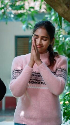 Vaishali Raj Instagram - Tag that Sai in ur batch😜
.
.
.
.
#sai #tag #batch #instareels #instalike #friends #group #tagthatsai #girls #feelings #college