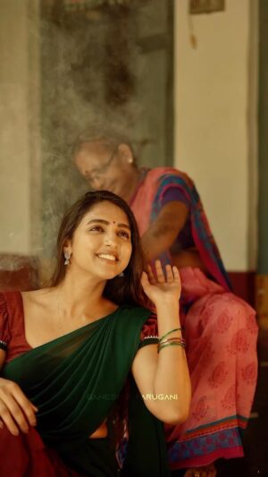 Vaishali Raj Instagram - Happy Ugadi everyone ✨ 
.
.
.
Shot by @ganesh_b_parugani 
Hair by @vicky_hairstylist_official 
Styling @konasfashion 

#festivevibes #ugadi #special #feeling #blessed #traditional #newyear