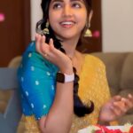 Vaishali Raj Instagram - Sita 🌸🙇🏻‍♀️ . . . Shot & Hair @vicky_hairstylist_official #love #sita #rama #vaishaliraj #saree #yellow #instagramreels