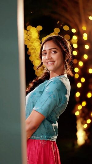 Vaishali Raj Instagram - 💫
.
.
.
.
Shot by @ganesh_b_parugani 
Hair @vicky_hairstylist_official 
#vaishaliraj #teluguactress #tollywood #movie #bhairavakona #trending #reels #instagram