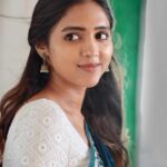 Vaishali Raj Instagram – 🫶🏻
.
.
.
.
.
#reels #instagram #trending #telugusongs #sidsriramsongs #sidsriram #music 
#teluguactress #lovesong #sid #lovestatus #lovemusic #hello #helloammayi