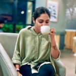 Vaishali Raj Instagram – When my fav Irish in my cup ☕️ and my cravings for that foam n flavour of the #coffee heals everything 💫