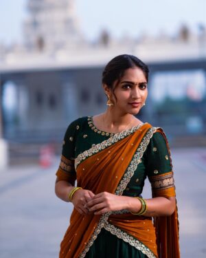 Vaishali Raj Instagram - 🌸
.
.
.
Click @snipershot___ 
Hair @vicky_hairstylist_official 
Outfit @aarushireddylabel