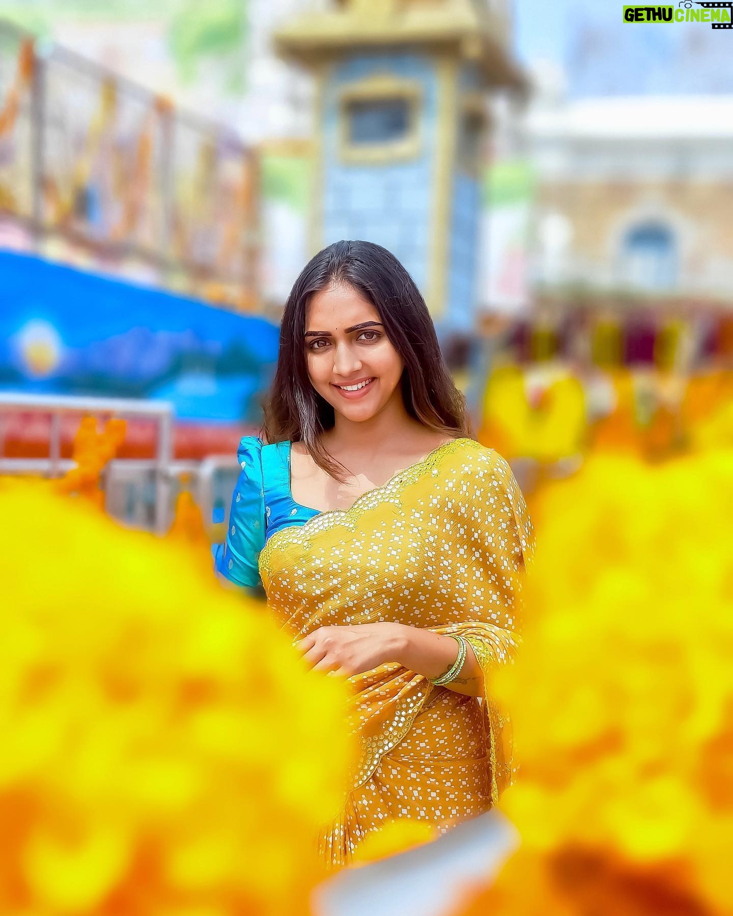 Vaishali Raj Instagram - Andariki sriramanavami subhakanshalu🙏🏻☺️ . . . #jaishriram #ramnavmi #navami #saree #vibes #festival #mood #throwback #love #candid